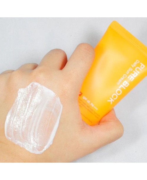 A'PIEU dieninis apsauginis kremas nuo saulės SPF50+, 50 ml.